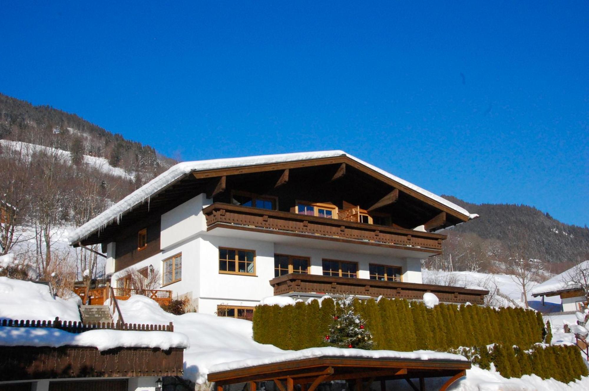 Landhaus Bergner Alm Брук-ан-дер-Гросглокнерштрасе Екстер'єр фото